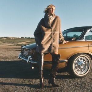 New with Tag H&M Fluffy Coat Women's Tan Faux Fur Coat Faux Leather Medium M